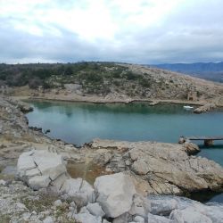 Rudine beach'in fotoğrafı küçük koy ile birlikte