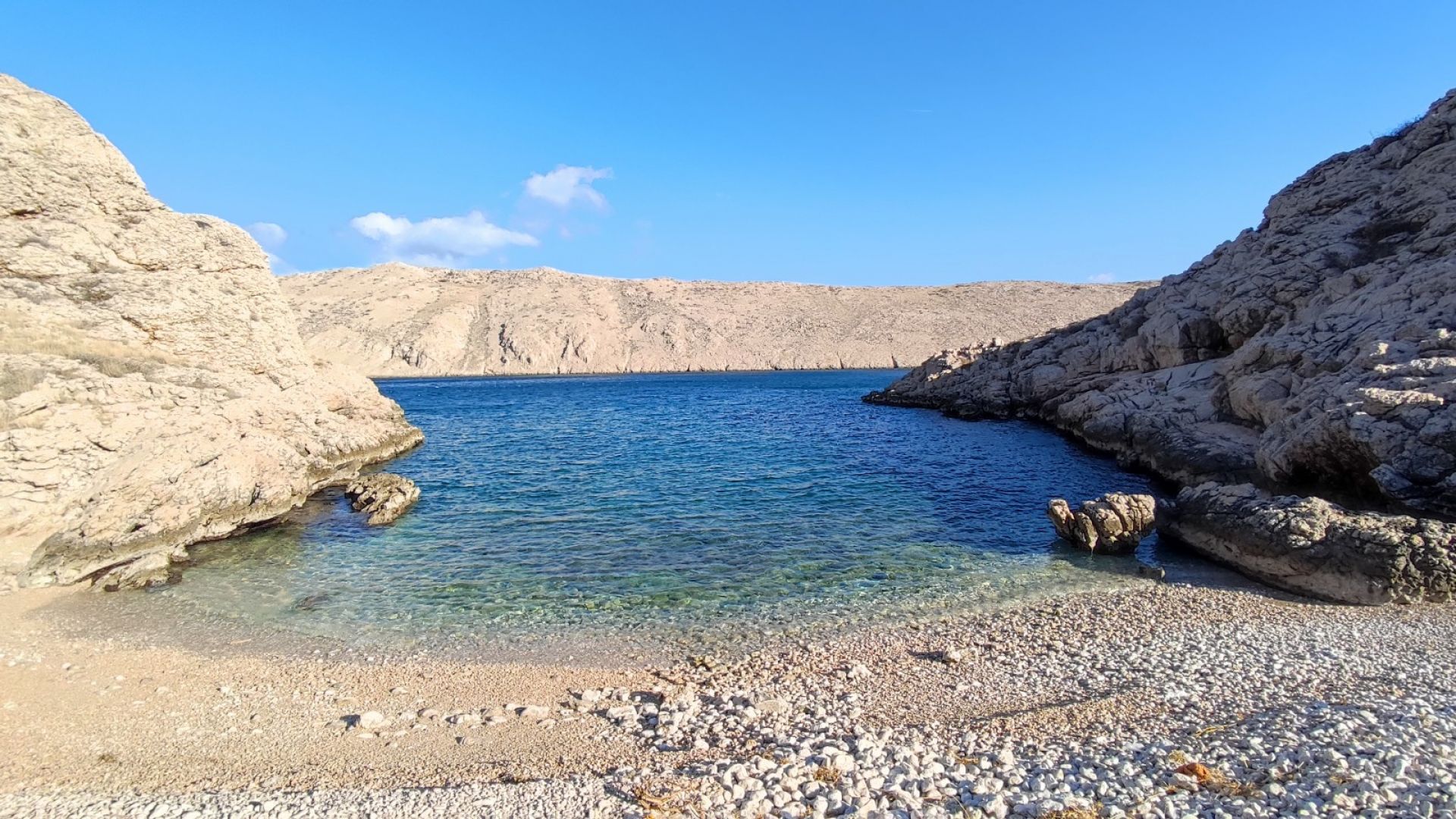 Gnjilova beach'in fotoğrafı vahşi alan