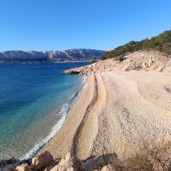 Mali raj'in fotoğrafı küçük koy ile birlikte