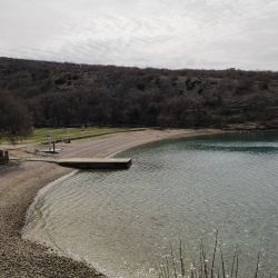 Konobe beach'in fotoğrafı çok temiz temizlik seviyesi ile