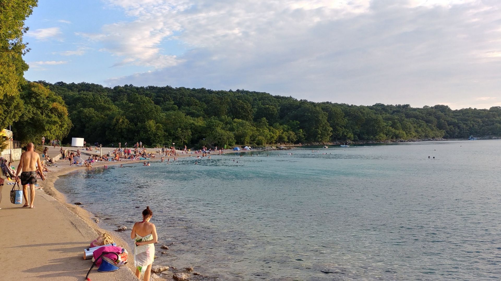 Kijac beach'in fotoğrafı çok temiz temizlik seviyesi ile