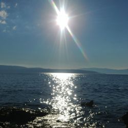 Njivice small beaches'in fotoğrafı imkanlar alanı