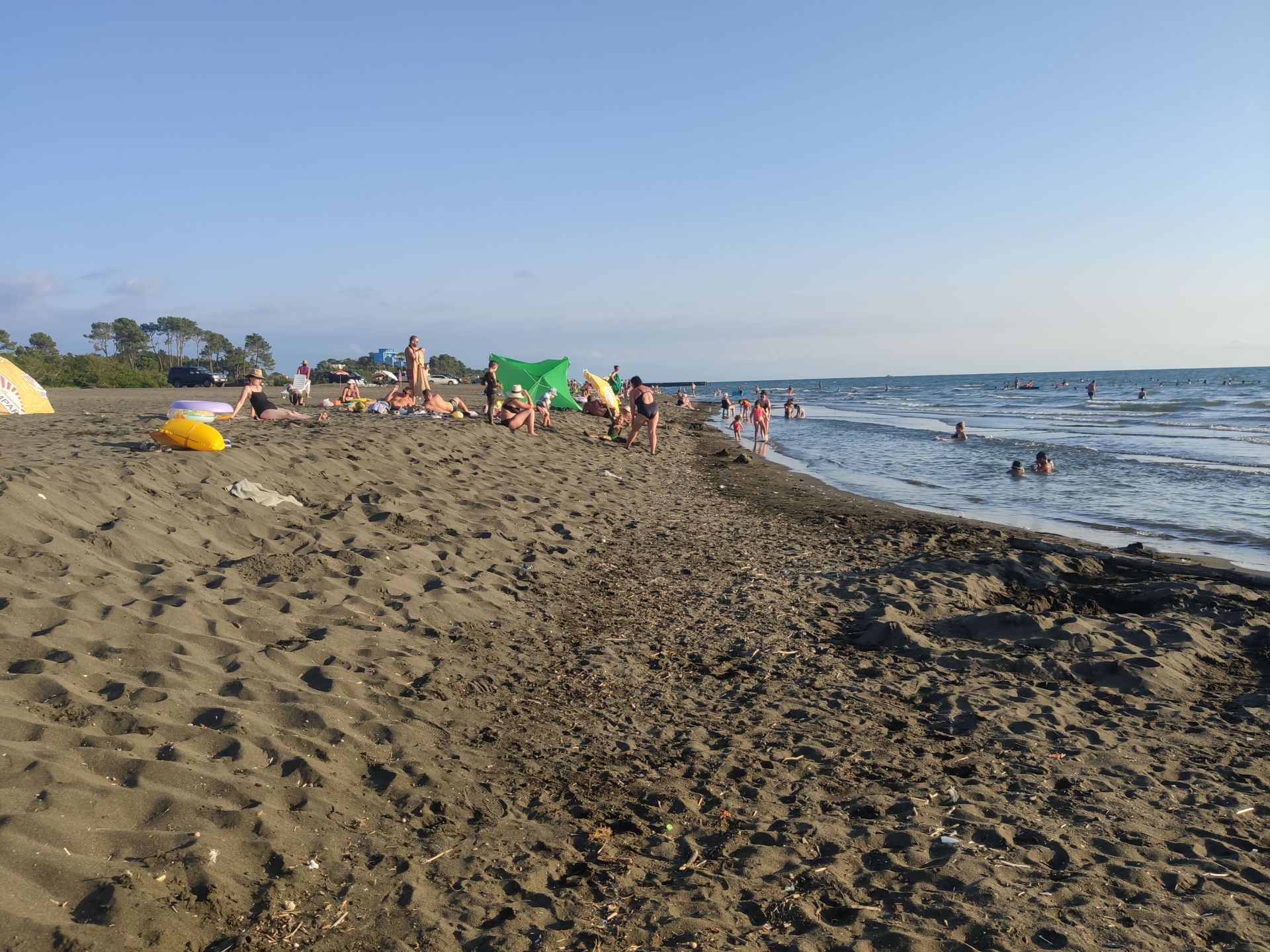 Ureki Nature beach'in fotoğrafı - rahatlamayı sevenler arasında popüler bir yer