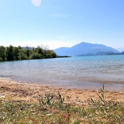 Choller Zug nudist Beach'in fotoğrafı - rahatlamayı sevenler arasında popüler bir yer
