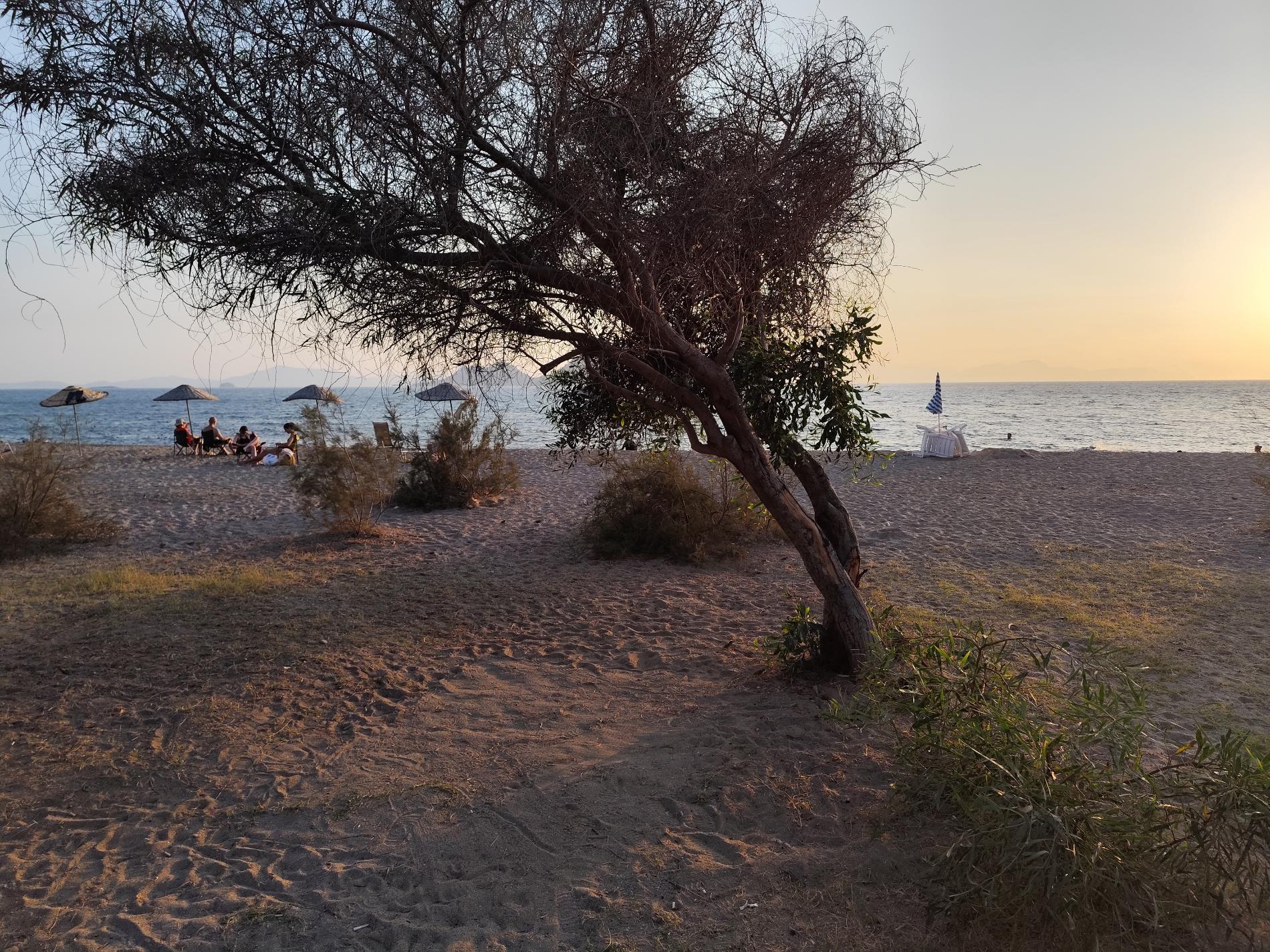 Ayvan beach III'in fotoğrafı birden fazla geniş koy ile birlikte
