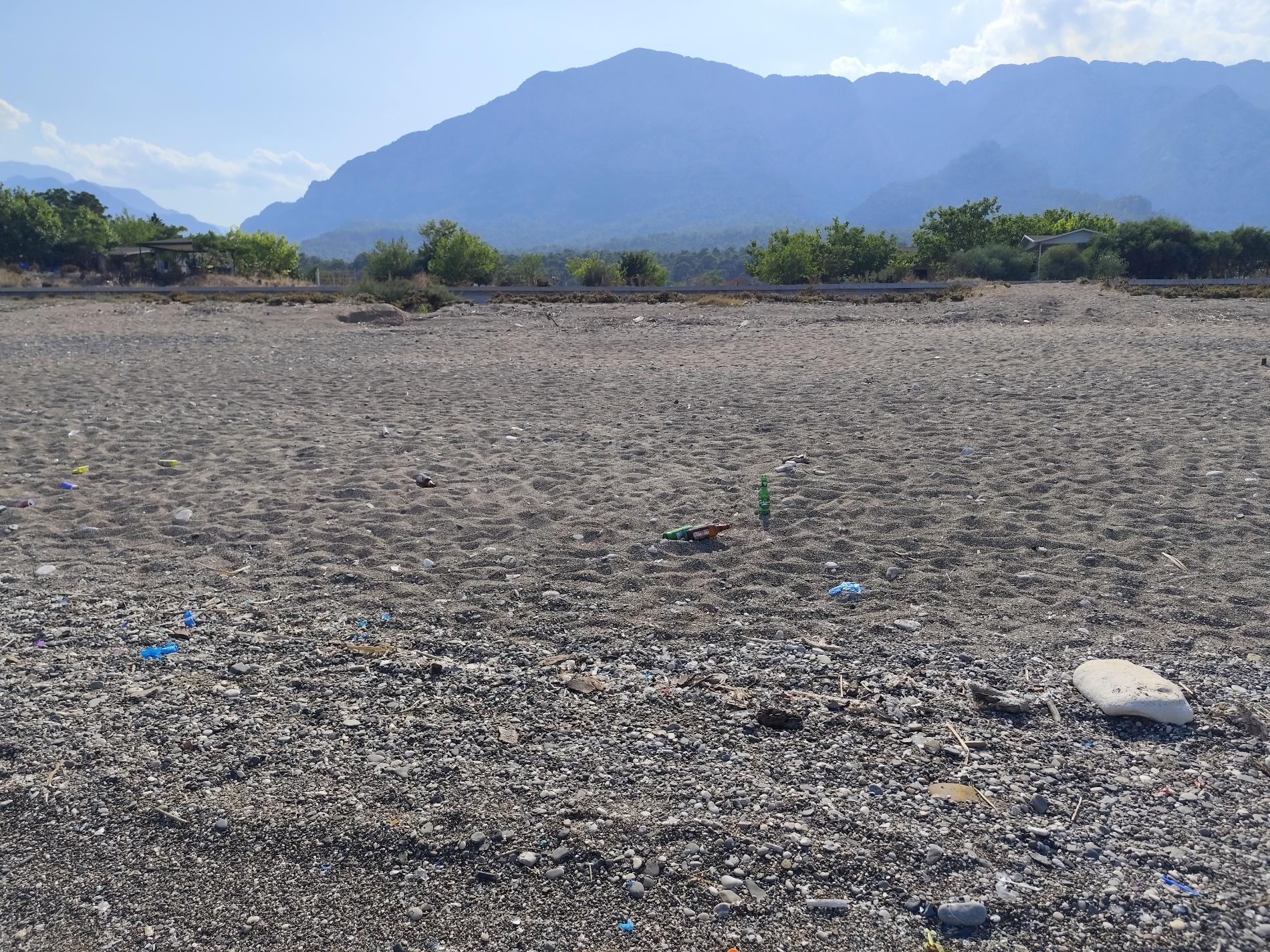 Kemer Halk Plajı III'in fotoğrafı ve yerleşim