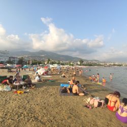 Galip Dere beach'in fotoğrafı ve yerleşim